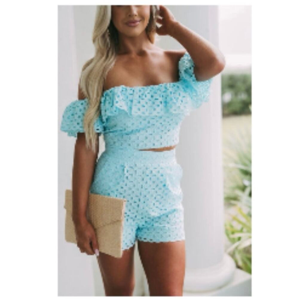 Oceanside Eyelet Set